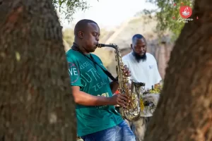Omit ST & Buhle Sax – Groove Cartel Amapiano Mix Mp3 Download Fakaza: